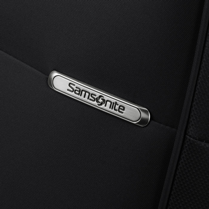 Texture and material detail of the Samsonite D'Lite black luggage