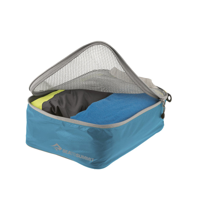 Travelling Light Small Garment Mesh Bag