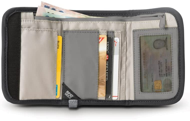 Pacsafe RFIDsafe™ V125 Anti-theft RFID blocking tri-fold wallet