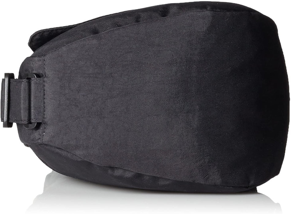 Detailed image of the black AmeriBag Healthy Back Bag with front zipper design