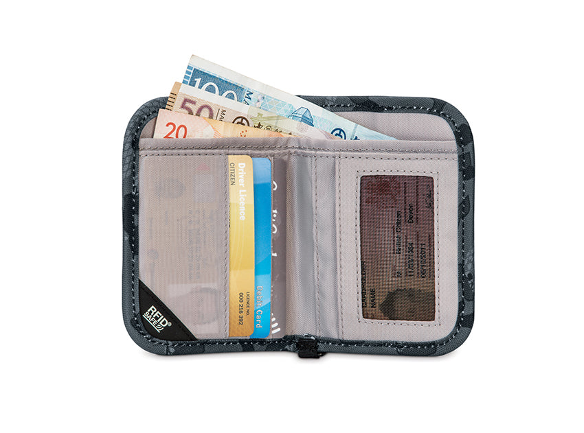 Pacsafe RFIDsafe™ V50 Anti-Theft RFID Blocking Compact Wallet