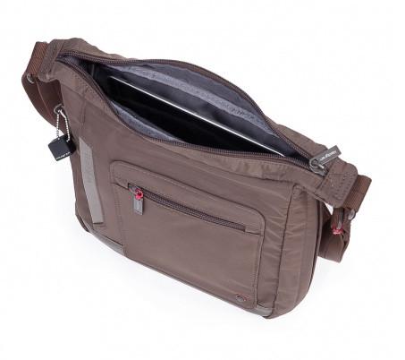 Crossover External Tablet Shoulder Bag - Jet-Setter.ca