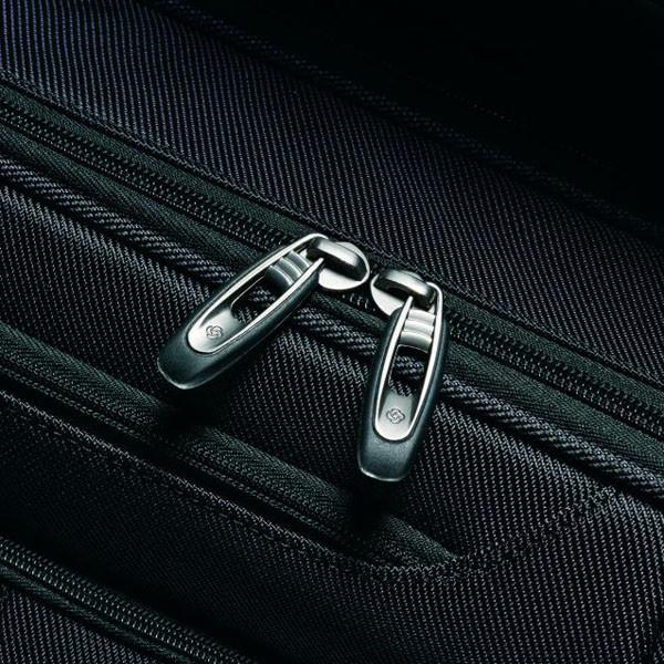 Large Leverage Checkpoint Briefcase 17" - Jet-Setter.ca