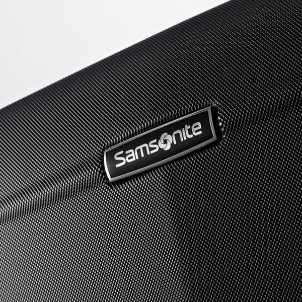 Silhouette Sphere Hardside 22" Spinner - Jet-Setter.ca